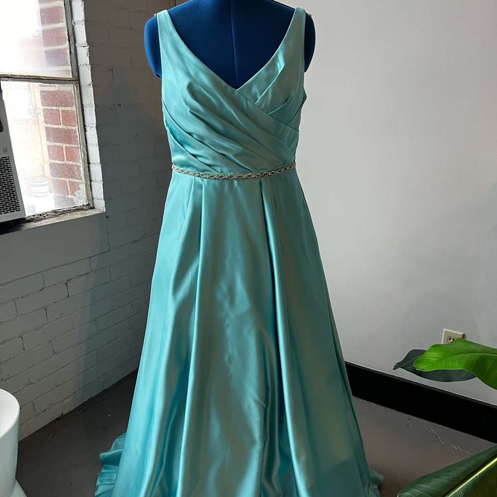 Pool Blue David’s Bridal Formal Gown